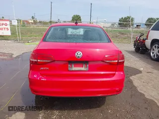 2015 Volkswagen Jetta Sedan 2.0L S w/Technology with VIN 3VW2K7AJ0FM356647, listed as a IAAI auction lot 41691443 with 101,935 mi miles. Bid and sale history available at carsss.com. Image 17.