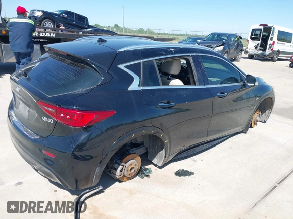 2019 Infiniti QX30 Luxe с VIN SJKCH5CP8KA007154, выставлен на аукционе IAAI как лот 41977924 с пробегом 58 288 миль миль и . История ставок и продаж доступна на DreamBid. Изображение 4.