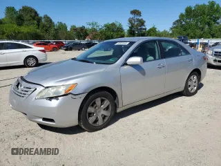 2008 Toyota Camry LE z VIN 4T1BE46K38U730687, wystawiony jako Copart lot #54963655 z przebiegiem 144 046 mil mil oraz Szkoda całkowita • Salvage title. Historia ofert i sprzedaży dostępna na DreamBid. Obrazek 1.