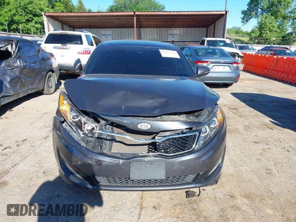 2011 Kia Optima SX z VIN KNAGR4A60B5126988, wystawiony jako IAAI lot #42313244 z przebiegiem 152 661 mil mil oraz . Historia ofert i sprzedaży dostępna na DreamBid. Obrazek 12.