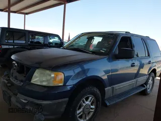 2003 Ford Expedition Special Service z VIN 1FMRU15W43LB96134, wystawiony jako IAAI lot #42533985 z przebiegiem 254 509 mil mil oraz . Historia ofert i sprzedaży dostępna na DreamBid. Obrazek 14.