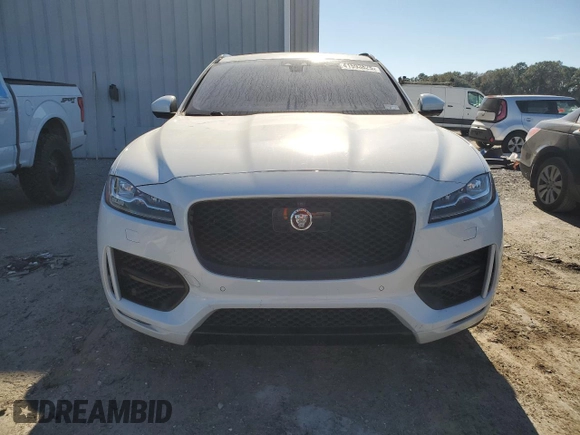 2017 Jaguar F-Pace 20d R-Sport with VIN SADCL2BN6HA087650, listed as a Copart auction lot 41593825 with 71,278 mi miles and Clean Title. Bid and sale history available at DreamBid. Image 5.