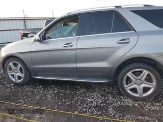 2015 Mercedes-Benz M 400 with VIN 4JGDA5GB3FA578028, listed as a IAAI auction lot 41114419 with 64,250 mi miles and . Bid and sale history available at DreamBid. Image 15.