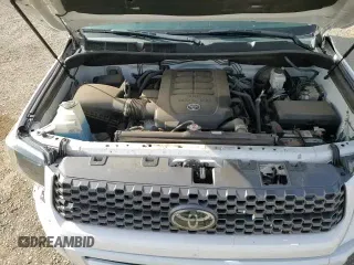 2020 Toyota Tundra SR5 z VIN 5TFDY5F13LX902287, wystawiony jako Copart lot #71431035 z przebiegiem 123 137 mil mil oraz Szkoda całkowita • Salvage title. Historia ofert i sprzedaży dostępna na DreamBid. Obrazek 16.