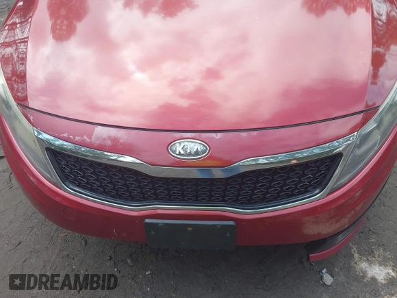 2011 Kia Optima LX z VIN KNAGM4A76B5137923, wystawiony jako IAAI lot #42268782 z przebiegiem 181 694 mil mil oraz . Historia ofert i sprzedaży dostępna na DreamBid. Obrazek 6.