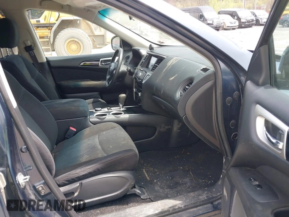2014 Nissan Pathfinder SV with VIN 5N1AR2MM7EC713787, listed as a IAAI auction lot 42099074 with 136,321 mi miles. Bid and sale history available at carsss.com. Image 5.