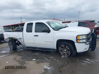 2008 Chevrolet Silverado 1500 1LT with VIN 2GCEC19J981115436, listed as a IAAI auction lot 42064054 with 168,585 mi miles and . Bid and sale history available at DreamBid. Image 13.