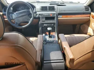 1998 Land Rover Range Rover z VIN SALPV1243WA383806, wystawiony jako Copart lot #58947165 z przebiegiem 156 937 mil mil oraz Czysty tytuł • Clean title. Historia ofert i sprzedaży dostępna na DreamBid. Obrazek 8.