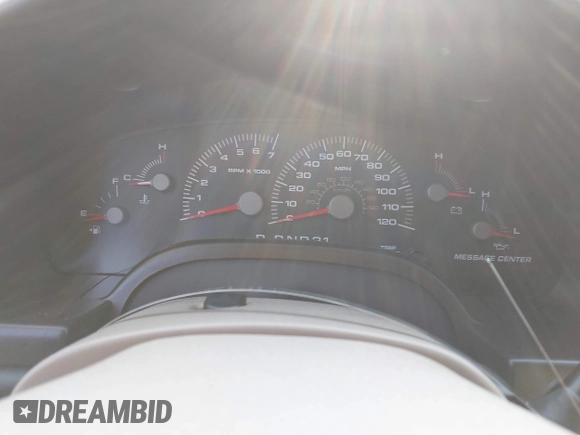 2003 Ford Expedition Eddie Bauer with VIN 1FMRU17W83LB75865, listed as a IAAI auction lot 42350414 with Not provided miles and . Bid and sale history available at DreamBid. Image 7.