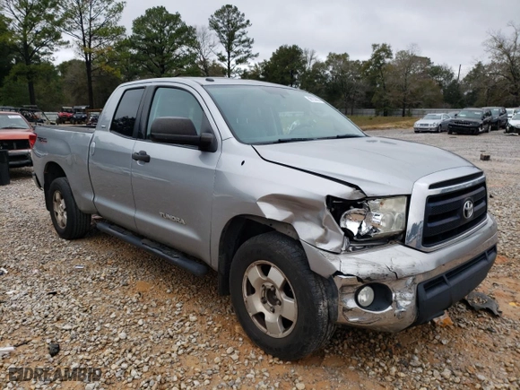 2013 Toyota Tundra 2WD Truck with VIN 5TFRM5F1XDX058042, listed as a Copart auction lot 88133635 with NaN miles and Salvage Title. Bid and sale history available at carsss.com. Image 4.