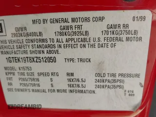 1999 GMC New Sierra 1500 SLE with VIN 1GTEK19T8XZ512050, listed as a IAAI auction lot 41663198 with 183,266 mi miles. Bid and sale history available at carsss.com. Image 9.