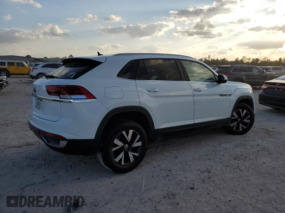 2020 Volkswagen Atlas SE with VIN 1V23C2CA4LC201230, listed as a Copart auction lot 82494594 with 47,880 mi miles and Salvage title. Bid and sale history available at DreamBid. Image 3.