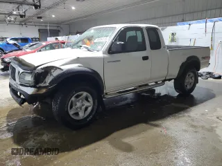 2004 Toyota Tacoma with VIN 5TEWN72N74Z420602, listed as a Copart auction lot 88994115 with 174,204 mi miles and Salvage Title. Bid and sale history available at DreamBid. Image 1.