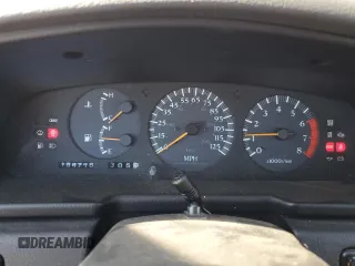 1992 Nissan Maxima z VIN JN1HJ01P6NT623546, wystawiony jako Copart lot #78095314 z przebiegiem 104 718 mil mil oraz Szkody całkowita. Historia ofert i sprzedaży dostępna na DreamBid. Obrazek 9.