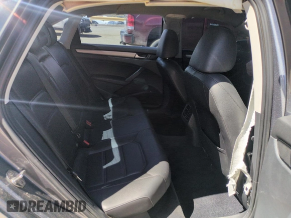 2015 Volkswagen Passat SE with VIN 1VWBS7A35FC014128, listed as a Copart auction lot 51010485 with 154,263 mi miles and Salvage title. Bid and sale history available at DreamBid. Image 10.