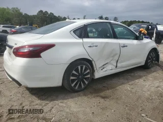 2018 Nissan Altima SV with VIN 1N4AL3AP9JC177614, listed as a Copart auction lot 52033385 with 216,463 mi miles and Clean Title. Bid and sale history available at DreamBid. Image 3.