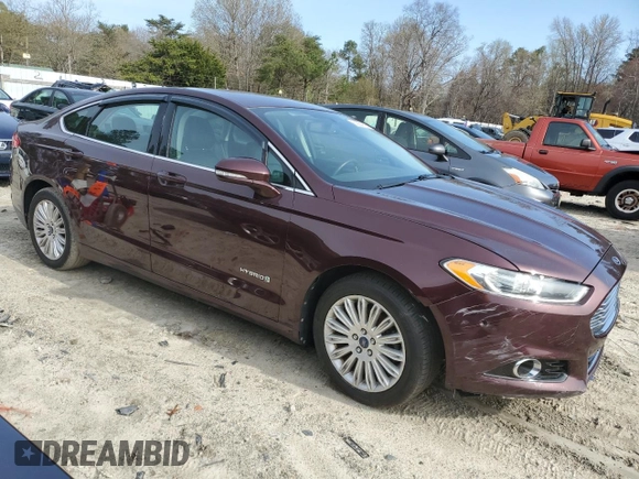 2013 Ford Fusion SE Hybrid with VIN 3FA6P0LU5DR173920, listed as a Copart auction lot 50884705 with 121,385 mi miles and Salvage Title. Bid and sale history available at carsss.com. Image 4.