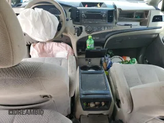 2014 Toyota Sienna LE AAS with VIN 5TDKK3DC5ES423802, listed as a Copart auction lot 69075824 with Not Provided miles and Salvage Title. Bid and sale history available at DreamBid. Image 8.
