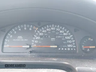 1997 Chrysler Concorde z VIN 2C3HD56F0VH643049, wystawiony jako IAAI lot #41875635 z przebiegiem 89 915 mil mil oraz . Historia ofert i sprzedaży dostępna na DreamBid. Obrazek 7.