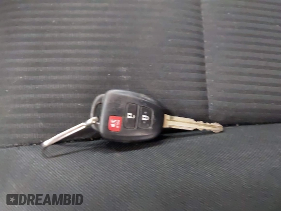 2016 Toyota RAV4 LE with VIN 2T3BFREVXGW482935, listed as a IAAI auction lot 41596534 with 137,205 mi miles. Bid and sale history available at carsss.com. Image 11.