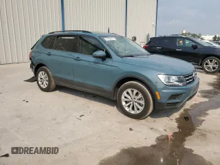 2019 Volkswagen Tiguan S z VIN 3VV1B7AX6KM146889, wystawiony jako Copart lot #51998315 z przebiegiem 69 649 mil mil oraz Nie do naprawy. Historia ofert i sprzedaży dostępna na DreamBid. Obrazek 4.