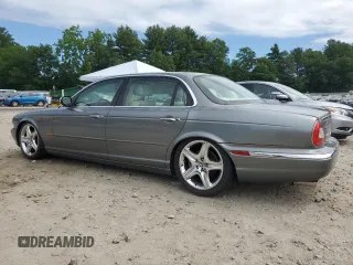 2005 Jaguar XJ Vanden Plas with VIN SAJWA82C25SG44967, listed as a Copart auction lot 62807705 with 33,020 mi miles and Clean title. Bid and sale history available at DreamBid. Image 2.