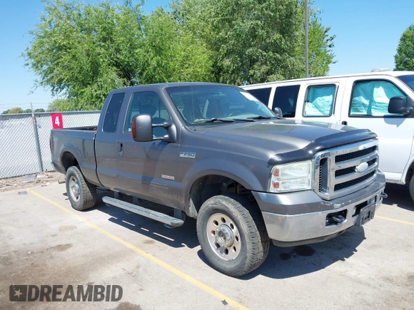 2006 Ford F-250 XL с VIN 1FTSX21P36EA09895, выставлен на аукционе IAAI как лот 42686302 с пробегом 230 401 миль миль и . История ставок и продаж доступна на DreamBid. Изображение 1.