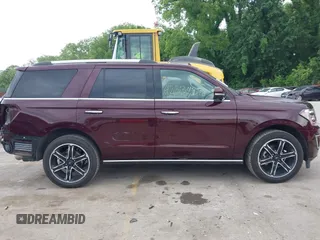 2020 Ford Expedition Limited z VIN 1FMJU2AT4LEA11972, wystawiony jako IAAI lot #42334398 z przebiegiem 123 783 mil mil oraz . Historia ofert i sprzedaży dostępna na DreamBid. Obrazek 14.