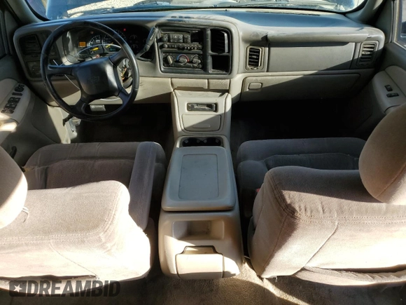 2000 Chevrolet Suburban LS with VIN 3GNEC16T6YG141156, listed as a Copart auction lot 75569064 with 246,247 mi miles and Salvage title. Bid and sale history available at DreamBid. Image 8.