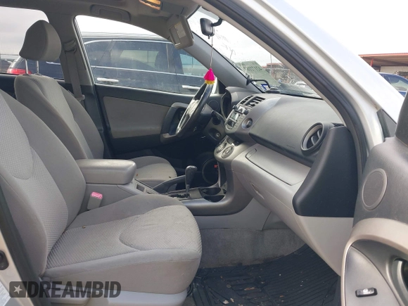 2007 Toyota RAV4 Limited with VIN JTMBK31V976013612, listed as a IAAI auction lot 42172167 with 211,684 mi miles and . Bid and sale history available at DreamBid. Image 5.
