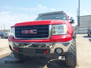 2008 GMC Sierra 1500 SL z VIN 1GTEC19C18Z141926, wystawiony jako IAAI lot #41671733 z przebiegiem 296 122 mil mil oraz . Historia ofert i sprzedaży dostępna na DreamBid. Obrazek 6.