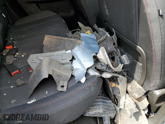 2014 GMC Terrain SLE z VIN 2GKALREK5E6319570, wystawiony jako Copart lot #58217445 z przebiegiem Nie podano mil oraz Szkoda całkowita • Salvage title. Historia ofert i sprzedaży dostępna na DreamBid. Obrazek 13.