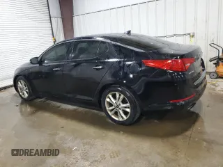 2011 Kia Optima EX with VIN KNAGN4A65B5165071, listed as a Copart auction lot 53204235 with 136,552 mi miles and Salvage Title. Bid and sale history available at carsss.com. Image 2.