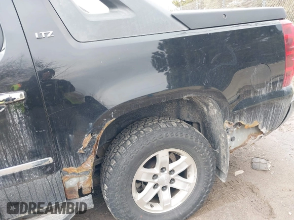 2007 Chevrolet Avalanche 3LT with VIN 3GNFK12337G268006, listed as a IAAI auction lot 41694824 with 225,952 mi miles and . Bid and sale history available at DreamBid. Image 12.
