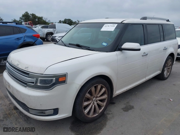 2014 Ford Flex Limited with VIN 2FMGK5D80EBD01701, listed as a IAAI auction lot 41367118 with 270,272 mi miles. Bid and sale history available at carsss.com. Image 17.