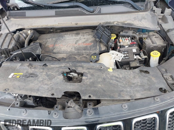 2018 Jeep Compass Sport with VIN 3C4NJCAB3JT411580, listed as a IAAI auction lot 42300505 with Not provided miles and . Bid and sale history available at DreamBid. Image 10.
