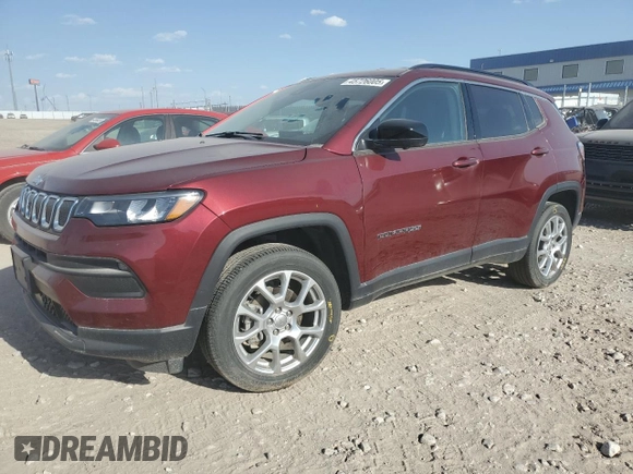 2022 Jeep Compass Latitude Lux with VIN 3C4NJDFB2NT221516, listed as a Copart auction lot 45726005 with 16,953 mi miles and Salvage title. Bid and sale history available at DreamBid. Image 1.