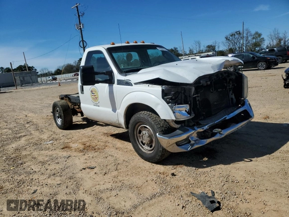 2013 Ford F-350 z VIN 1FDRF3E6XDEA42507, wystawiony jako Copart lot #47822115 z przebiegiem 319 942 mil mil oraz Szkoda całkowita • Salvage title. Historia ofert i sprzedaży dostępna na DreamBid. Obrazek 4.