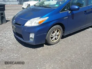 2010 Toyota Prius II with VIN JTDKN3DU2A0105245, listed as a IAAI auction lot 42141386 with 298,972 mi miles. Bid and sale history available at carsss.com. Image 6.