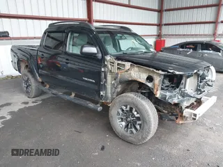 2011 Toyota Tacoma with VIN 3TMLU4EN2BM064411, listed as a IAAI auction lot 42323374 with 170,923 mi miles and . Bid and sale history available at DreamBid. Image 1.