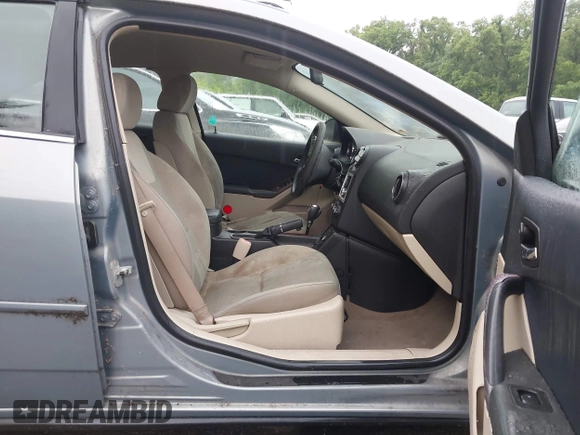 2007 Pontiac G6 G6 with VIN 1G2ZG58B774175066, listed as a IAAI auction lot 42352244 with 157,550 mi miles and . Bid and sale history available at DreamBid. Image 5.