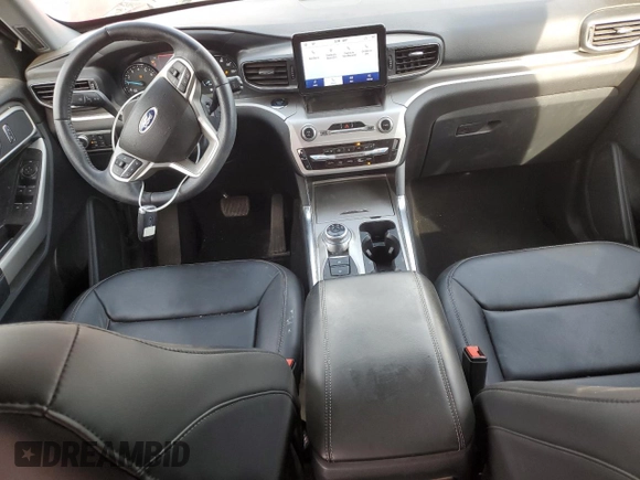 2022 Ford Explorer XLT z VIN 1FMSK8DH3NGB99802, wystawiony jako Copart lot #50951225 z przebiegiem 64 591 mil mil oraz Szkoda całkowita • Salvage title. Historia ofert i sprzedaży dostępna na DreamBid. Obrazek 8.