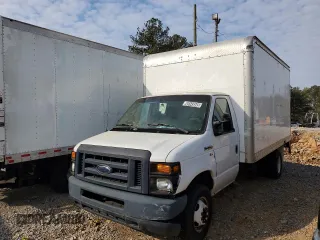 2013 Ford Econoline Commercial with VIN 1FDWE3FL6DDB29935, listed as a Copart auction lot 49143545 with 161,885 mi miles and Clean Title. Bid and sale history available at carsss.com. Image 1.