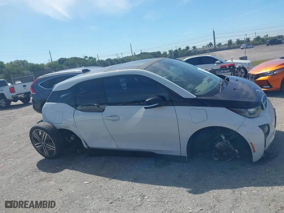 2017 BMW i3 with VIN WBY1Z8C32HV891355, listed as a IAAI auction lot 41723555 with 77,773 mi miles. Bid and sale history available at carsss.com. Image 13.