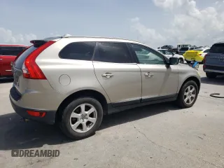 2012 Volvo XC60 3.2L z VIN YV4952DL5C2282067, wystawiony jako Copart lot #45854725 z przebiegiem 248 826 mil mil oraz Szkoda całkowita • Salvage title. Historia ofert i sprzedaży dostępna na DreamBid. Obrazek 5.