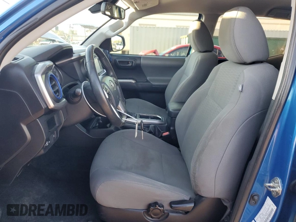 2018 Toyota Tacoma SR5 with VIN 5TFAZ5CN3JX058160, listed as a Copart auction lot 49823895 with 107,247 mi miles and Salvage Title. Bid and sale history available at DreamBid. Image 7.