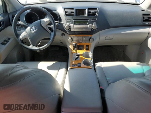 2008 Toyota Highlander Limited z VIN JTEEW44A082015267, wystawiony jako Copart lot #55153565 z przebiegiem 320 896 mil mil oraz Nie do naprawy • Non repairable. Historia ofert i sprzedaży dostępna na DreamBid. Obrazek 8.