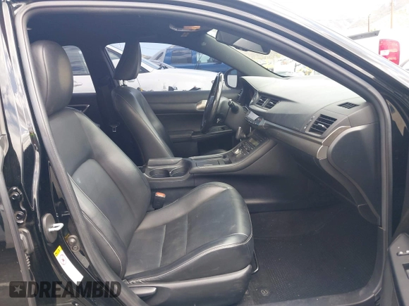 2016 Lexus CT 200h z VIN JTHKD5BH2G2263309, wystawiony jako IAAI lot #41905986 z przebiegiem 174 197 mil mil oraz . Historia ofert i sprzedaży dostępna na DreamBid. Obrazek 5.