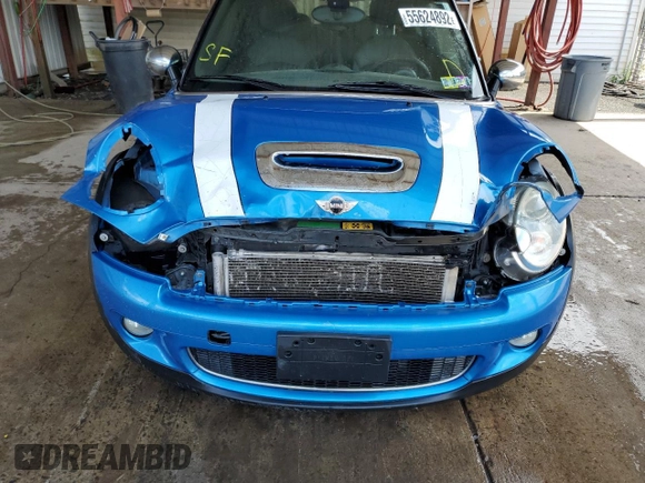 2009 MINI Hardtop S with VIN WMWMF73539TW83580, listed as a Copart auction lot 80143763 with 96,464 mi miles and Salvage Title. Bid and sale history available at DreamBid. Image 5.