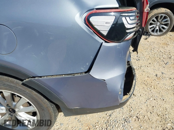 2020 Kia Sorento S z VIN 5XYPG4A57LG667674, wystawiony jako IAAI lot #41956371 z przebiegiem 103 976 mil mil oraz . Historia ofert i sprzedaży dostępna na DreamBid. Obrazek 17.